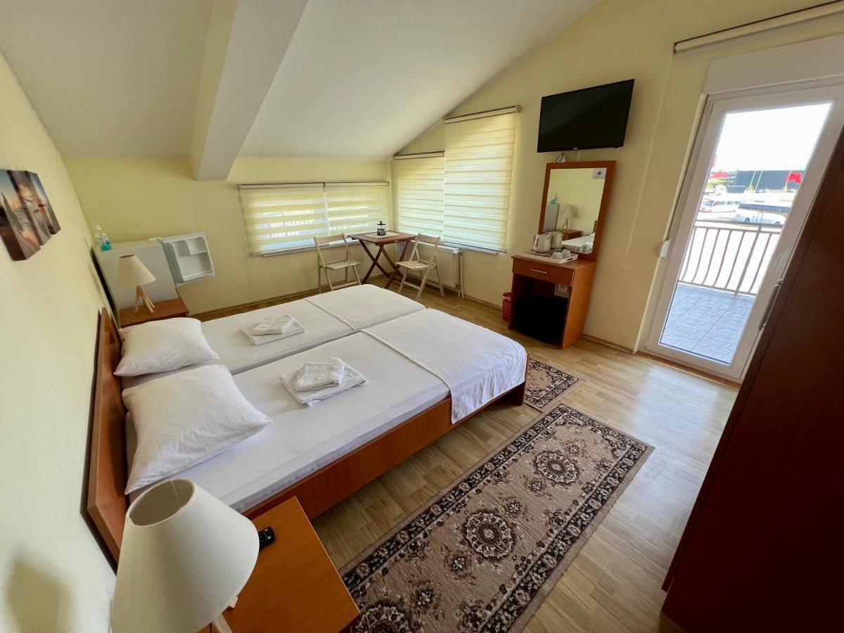 Rooms Salvia โพลเช ภายนอก รูปภาพ