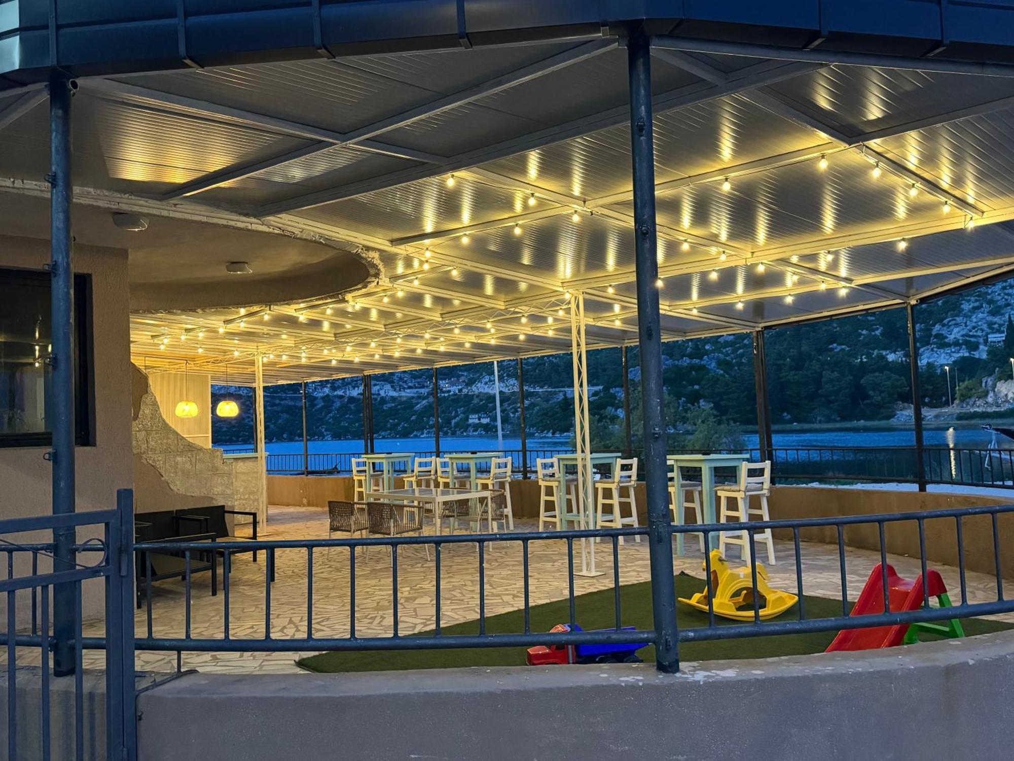 Rooms Salvia โพลเช ภายนอก รูปภาพ